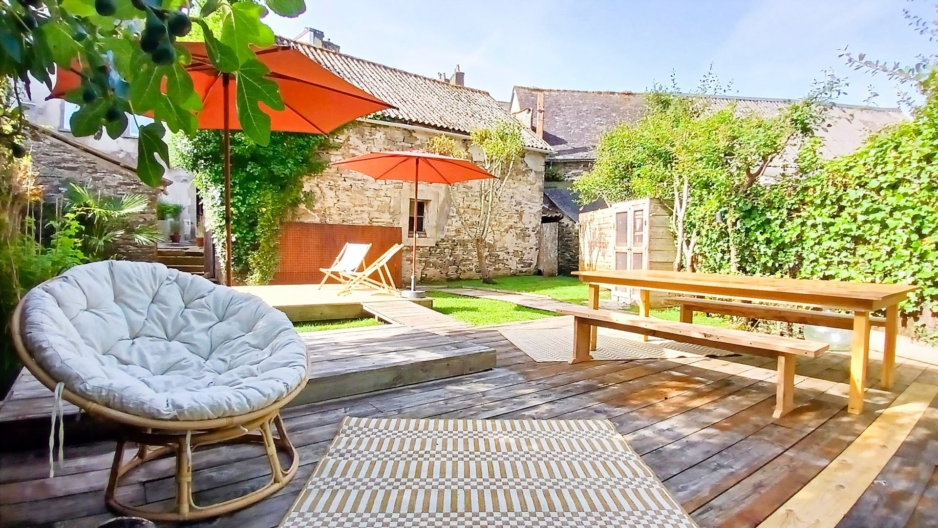 Terrasse et jardin de La Maison Brevan
